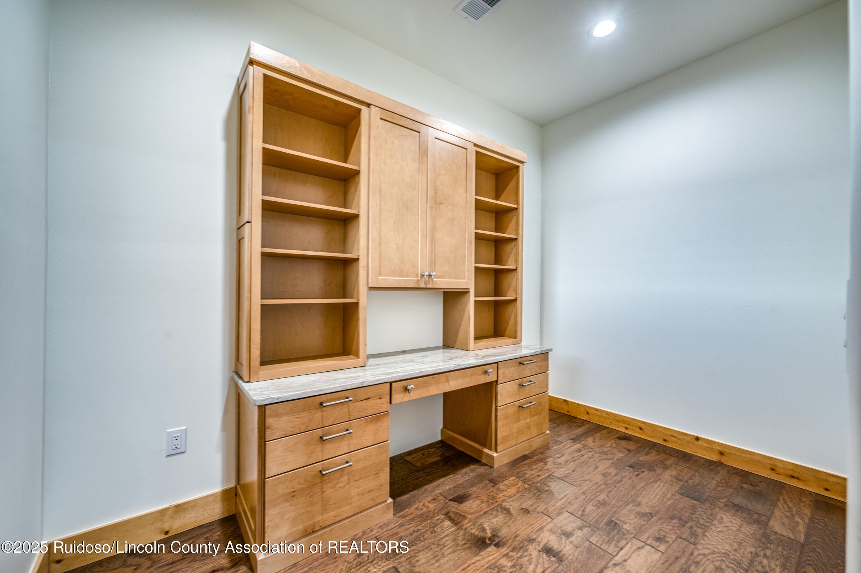 331 Pine Lodge Road Capitan, NM 88316 - Photo 85 of 156 Gallery Image 85