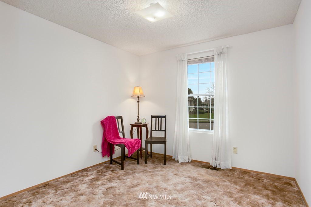4112 Northeast 1st Place Renton, WA 98059 - Photo 16 of 22 Gallery Image 16