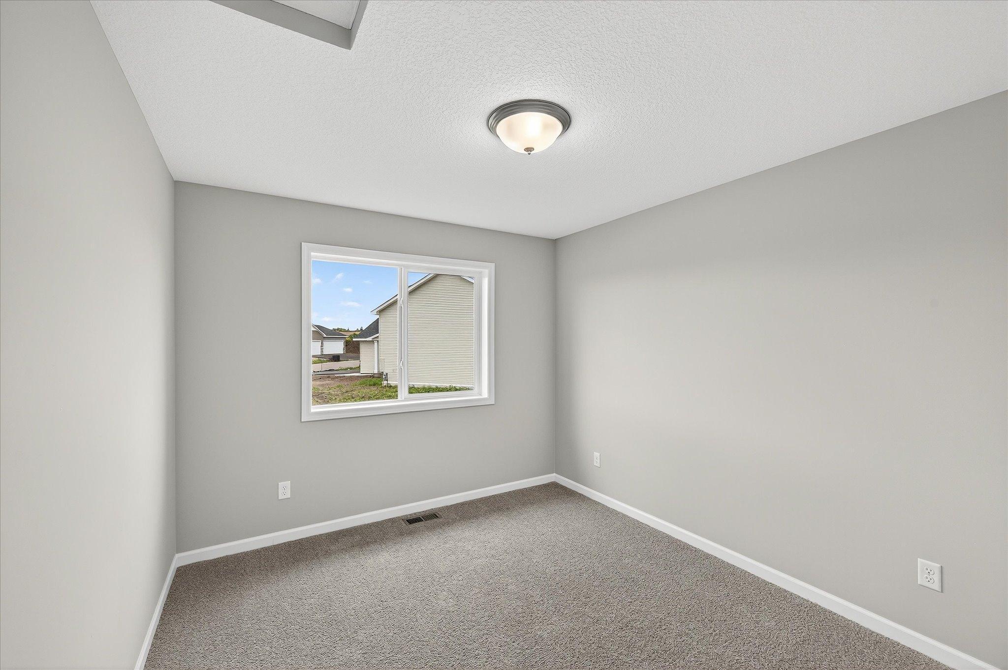 1756 Squirrel Way New Richmond, WI 54017 - Photo 13 of 29
