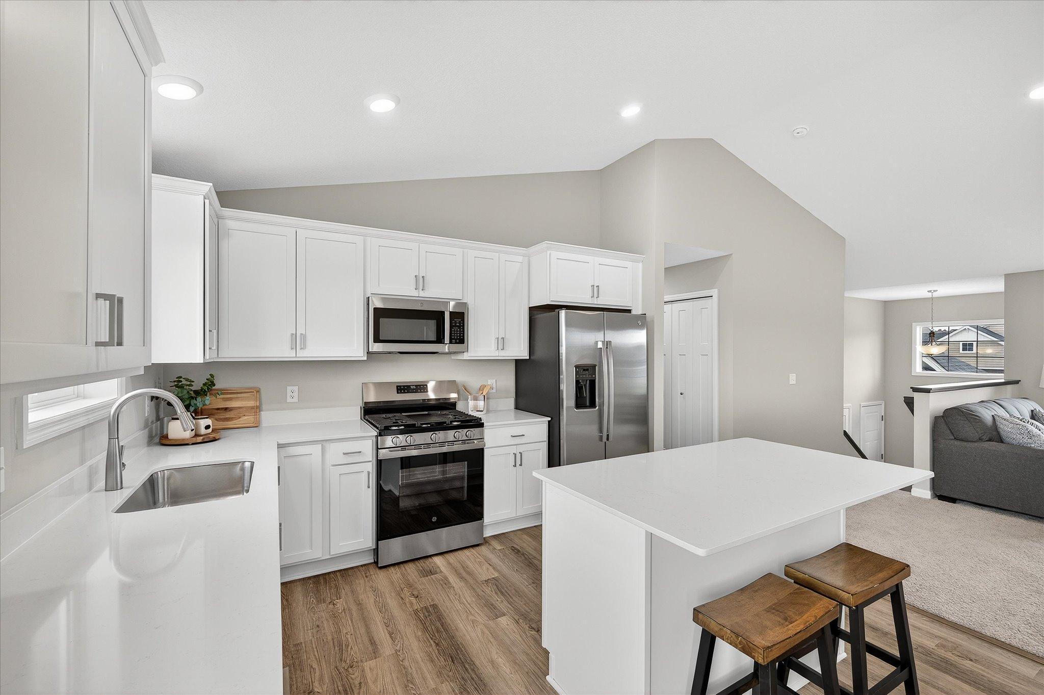 1756 Squirrel Way New Richmond, WI 54017 - Photo 8 of 29