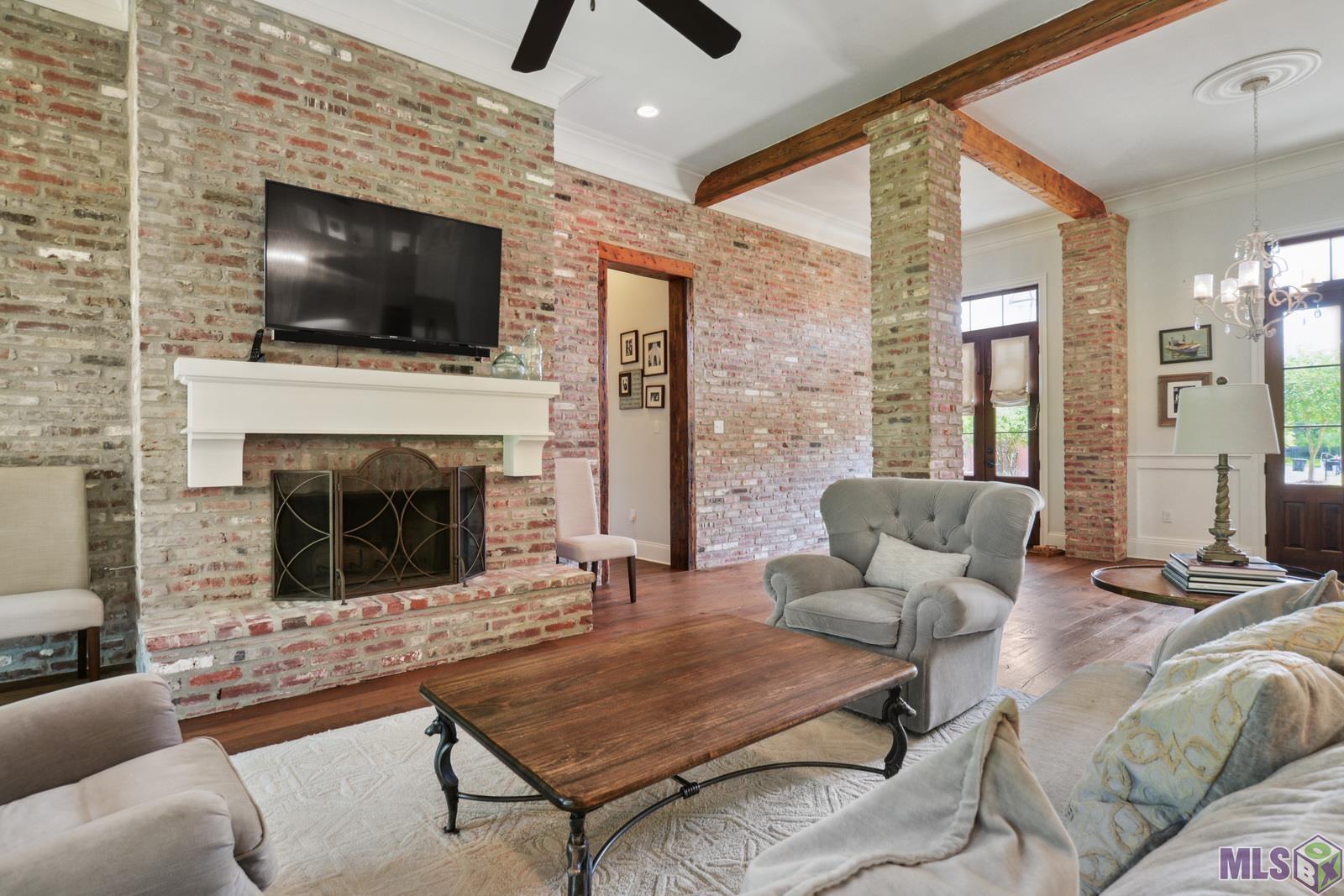 3627 Rue D Orleans Baton Rouge, LA 70810 - Photo 3 of 32