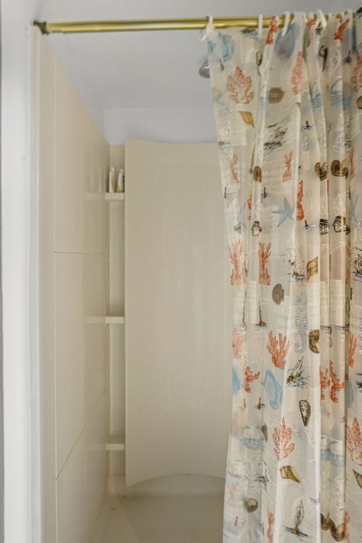 1110 Olive Road Homewood, IL 60430 - Photo 13 of 16 a bathroom with a shower
