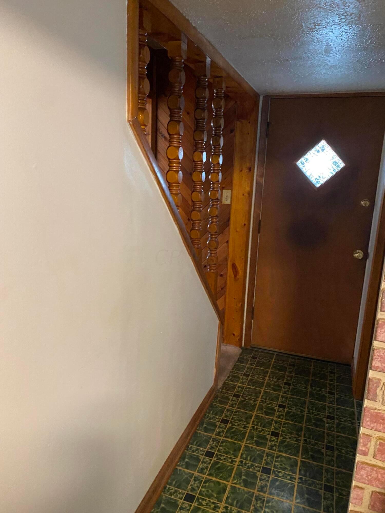 1233 Evergreen Road Columbus, OH 43207 - Photo 14 of 18 Hallway to Back Door