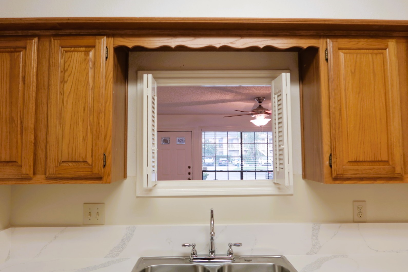 1311 Antoine Drive, Unit 251 Houston, TX 77055 - Photo 13 of 30 a bathroom with a sink and a mirror
