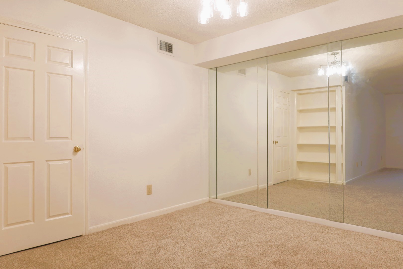 1311 Antoine Drive, Unit 251 Houston, TX 77055 - Photo 10 of 30 a view of an empty room