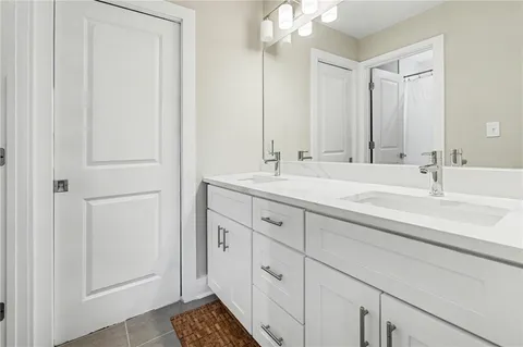 $849,900 | 855 Fleetwood Circle Southwest, Atlanta, GA 30311