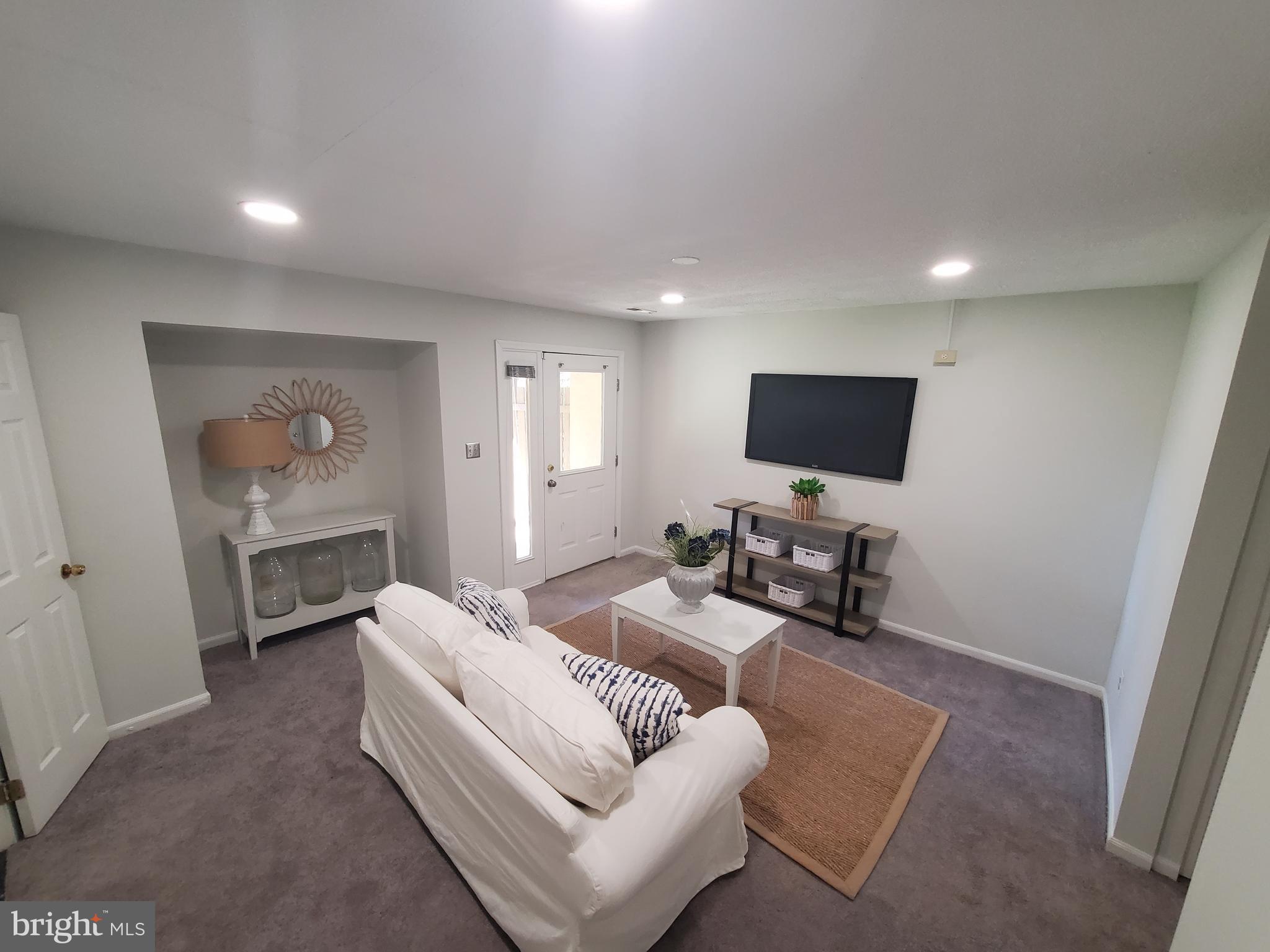 5218 Downing Road Baltimore, MD 21212 - Photo 4 of 29 Gallery Image 4