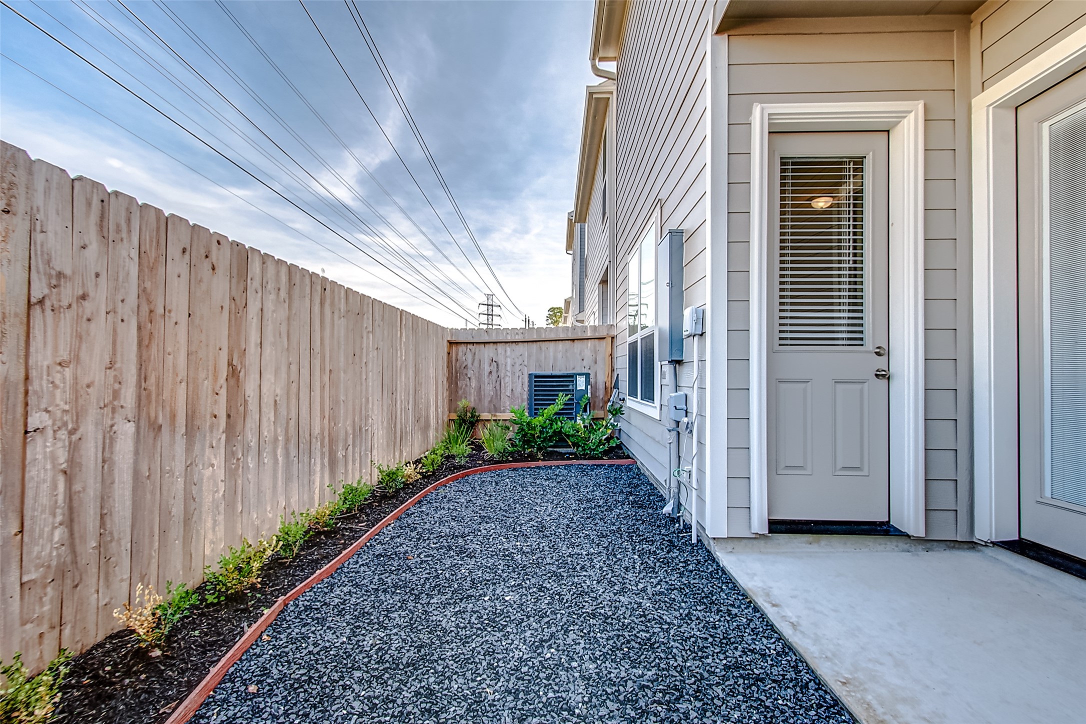 11014 Cres Light Way Houston, TX 77043 - Photo 15 of 16