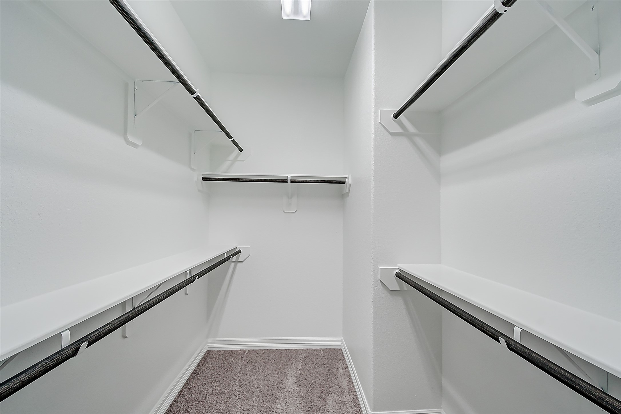 11014 Cres Light Way Houston, TX 77043 - Photo 6 of 16