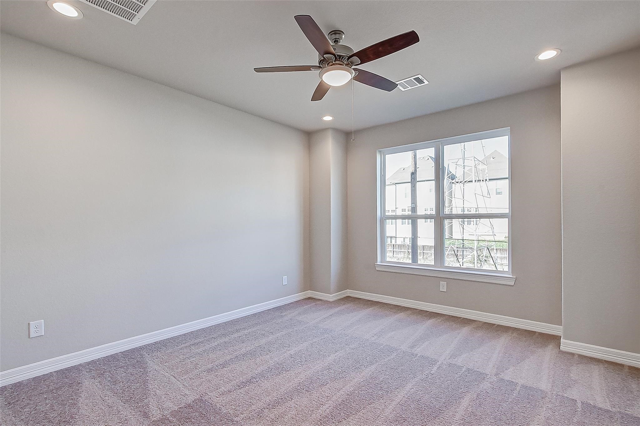 11014 Cres Light Way Houston, TX 77043 - Photo 7 of 10
