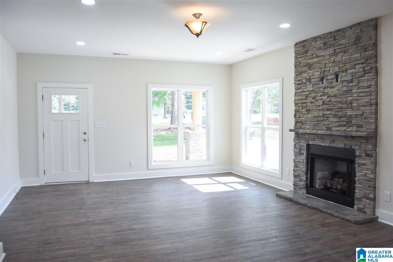 27 Henderson Road Lincoln, AL 35096 - Photo 13 of 48