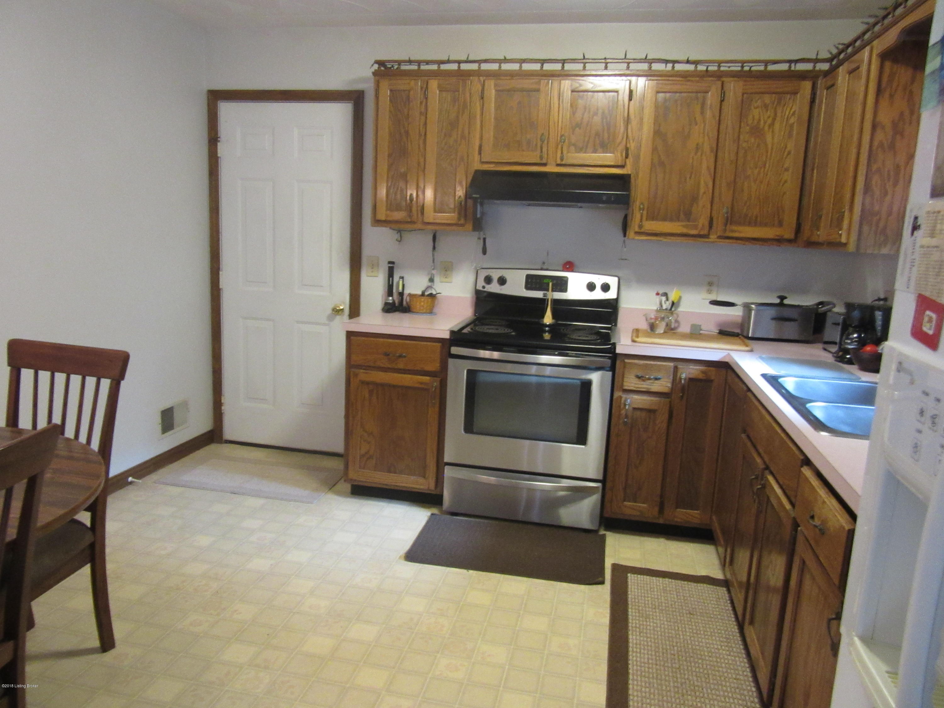 4101 Brooks Hill Road Brooks, KY 40109 - Photo 5 of 17 IMG_1916