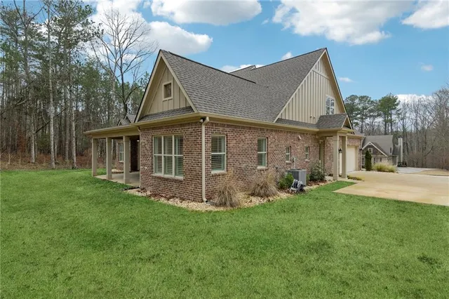 $650,000 | 25 Mountain Crest Drive, Oxford, GA 30054