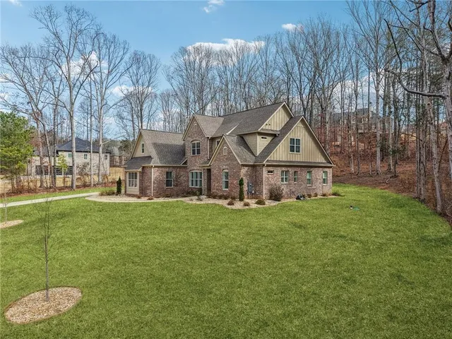 $650,000 | 25 Mountain Crest Drive, Oxford, GA 30054