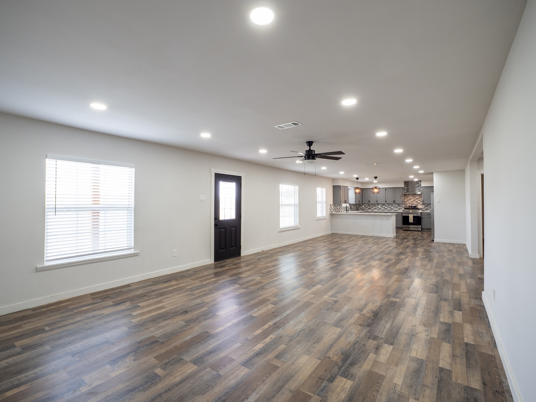 375 Brown Road McDade, TX 78650 - Photo 8 of 28