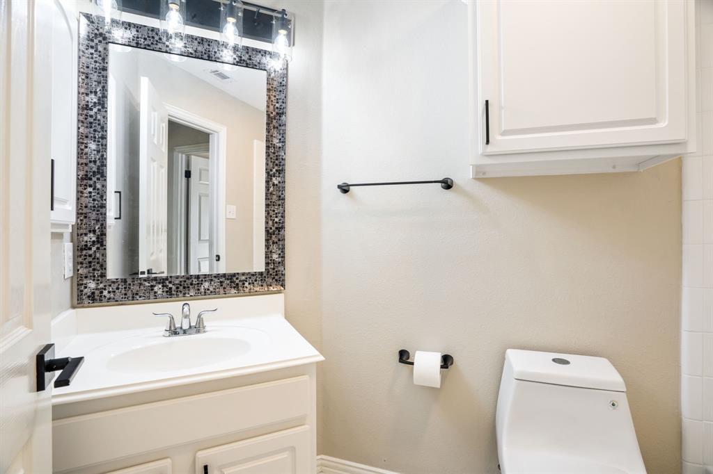 684 Hollow Circle Coppell, TX 75019 - Photo 19 of 31