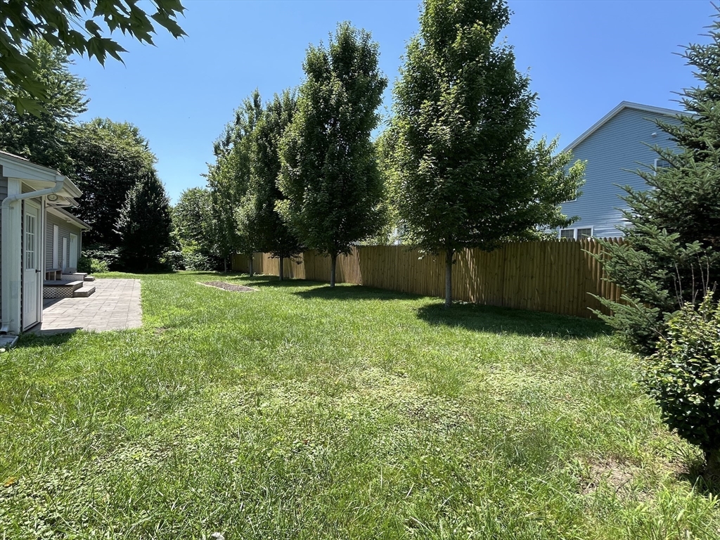 20 Gaspee Street Chicopee, MA 01013 - Photo 28 of 30