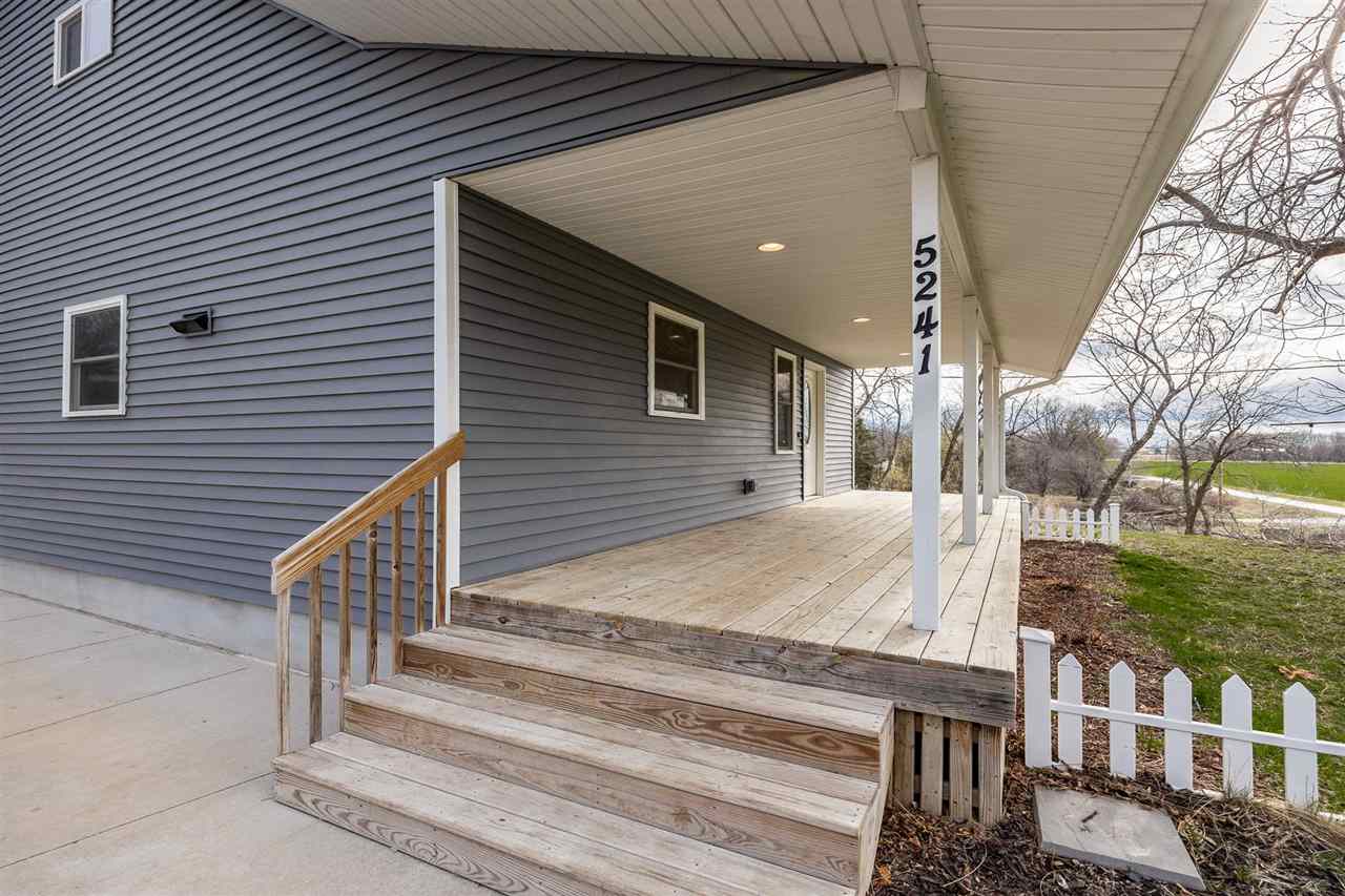 5241 Jenn Mill Road Southwest Riverside, IA 52327 - Photo 2 of 29 Gallery Image 2