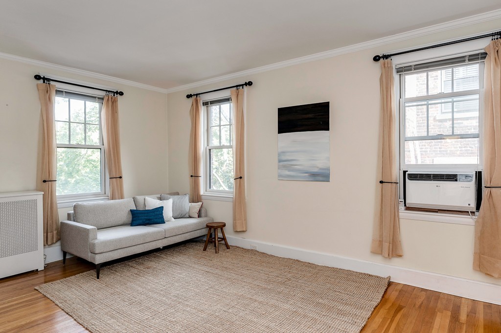 135 Freeman Street, Unit 2A Brookline, MA 02446 - Photo 3 of 16