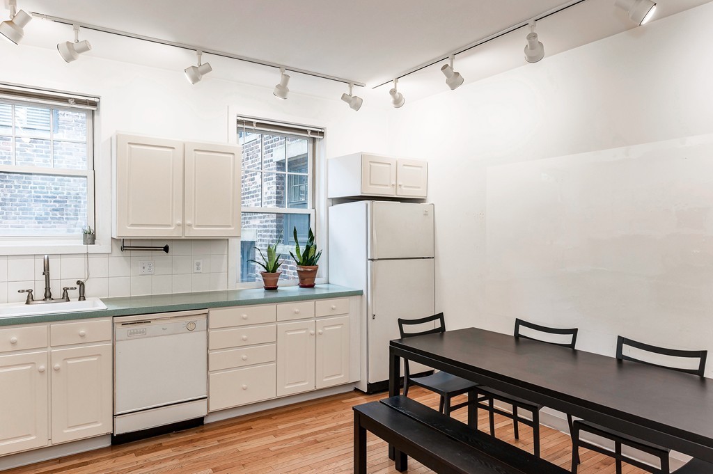 135 Freeman Street, Unit 2A Brookline, MA 02446 - Photo 6 of 16