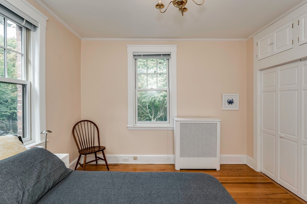 135 Freeman Street, Unit 2A Brookline, MA 02446 - Photo 9 of 16