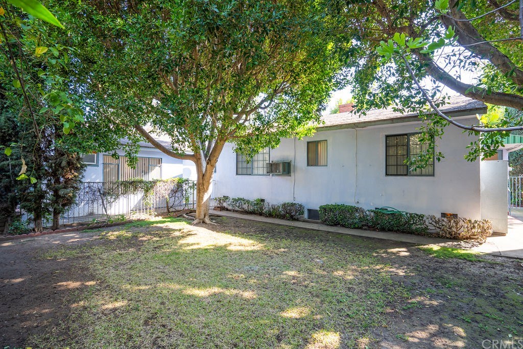 1025 La Cadena Avenue Arcadia, CA 91007 - Photo 26 of 43 Back side of unit 1.