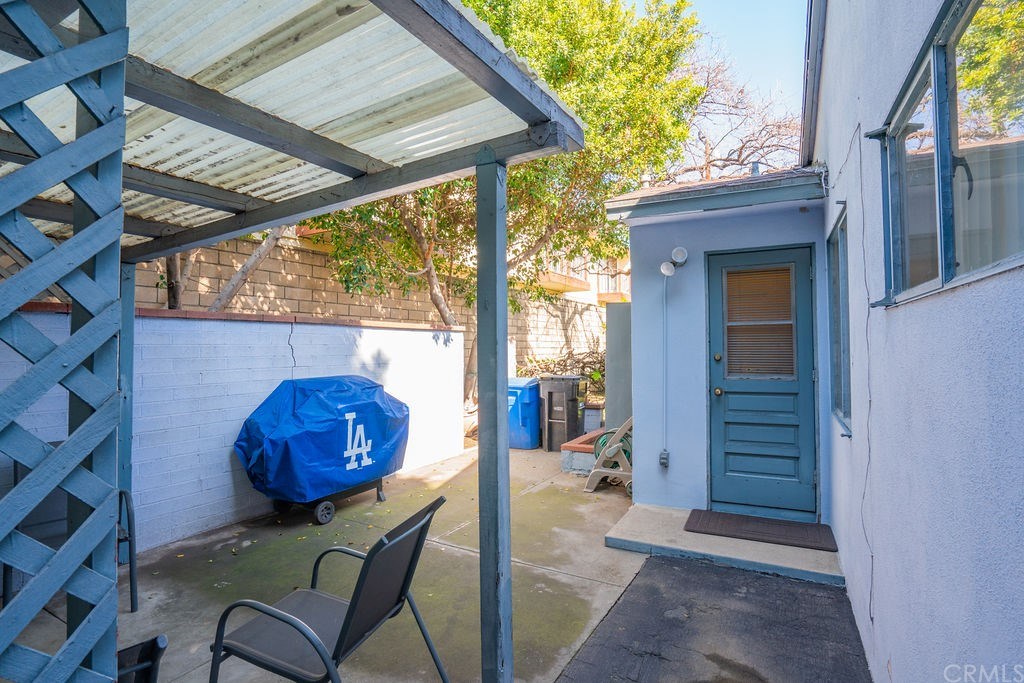 1025 La Cadena Avenue Arcadia, CA 91007 - Photo 43 of 43 Access from home to back patio.