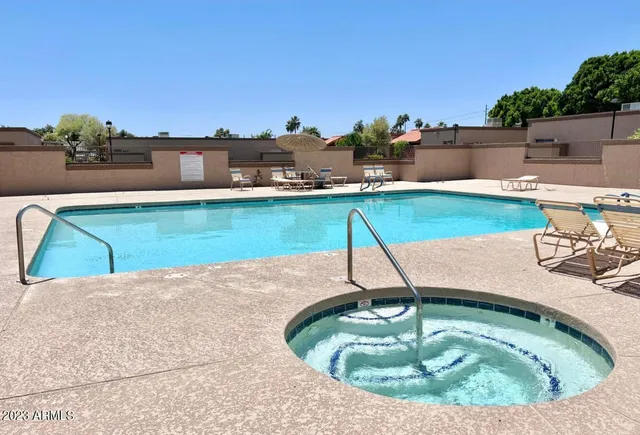 $1,700 | 99 North Cooper Road, Unit 136, Chandler, AZ 85225