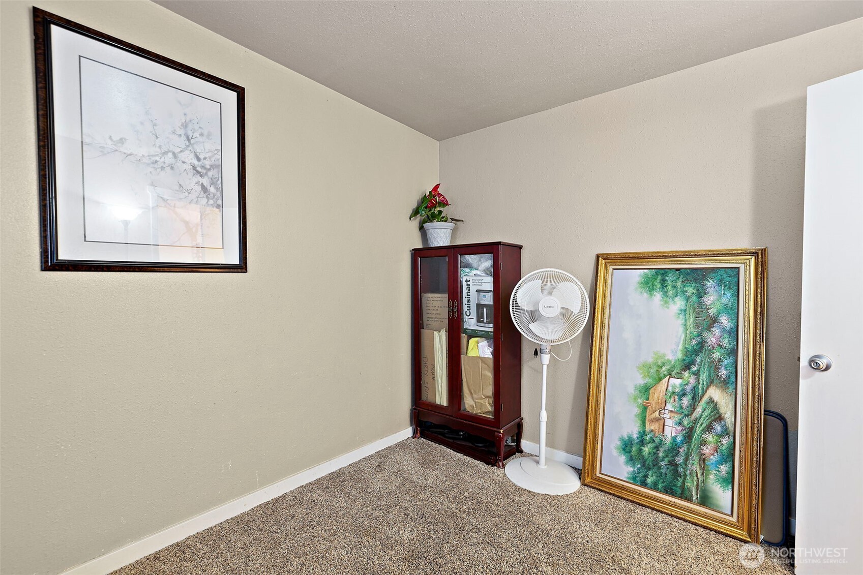 19401 Southeast 267th Street Covington, WA 98042 - Photo 14 of 31 a view of an entryway with wooden floor