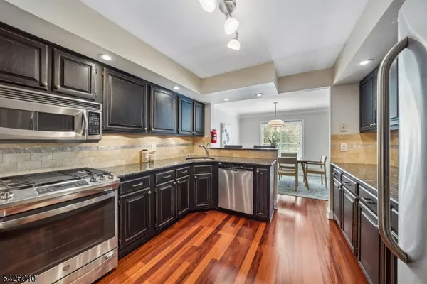 $799,000 | 217 Terrace Drive, Chatham, NJ 07928