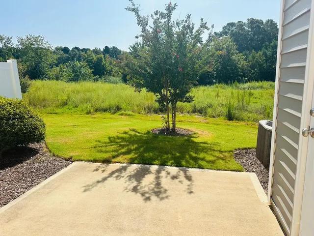 a view of an outdoor space