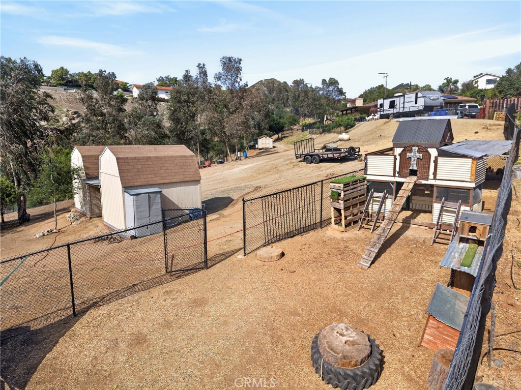 2914 Vista Del Rio Fallbrook, CA 92028 - Photo 26 of 57 a view of a terrace with seating area