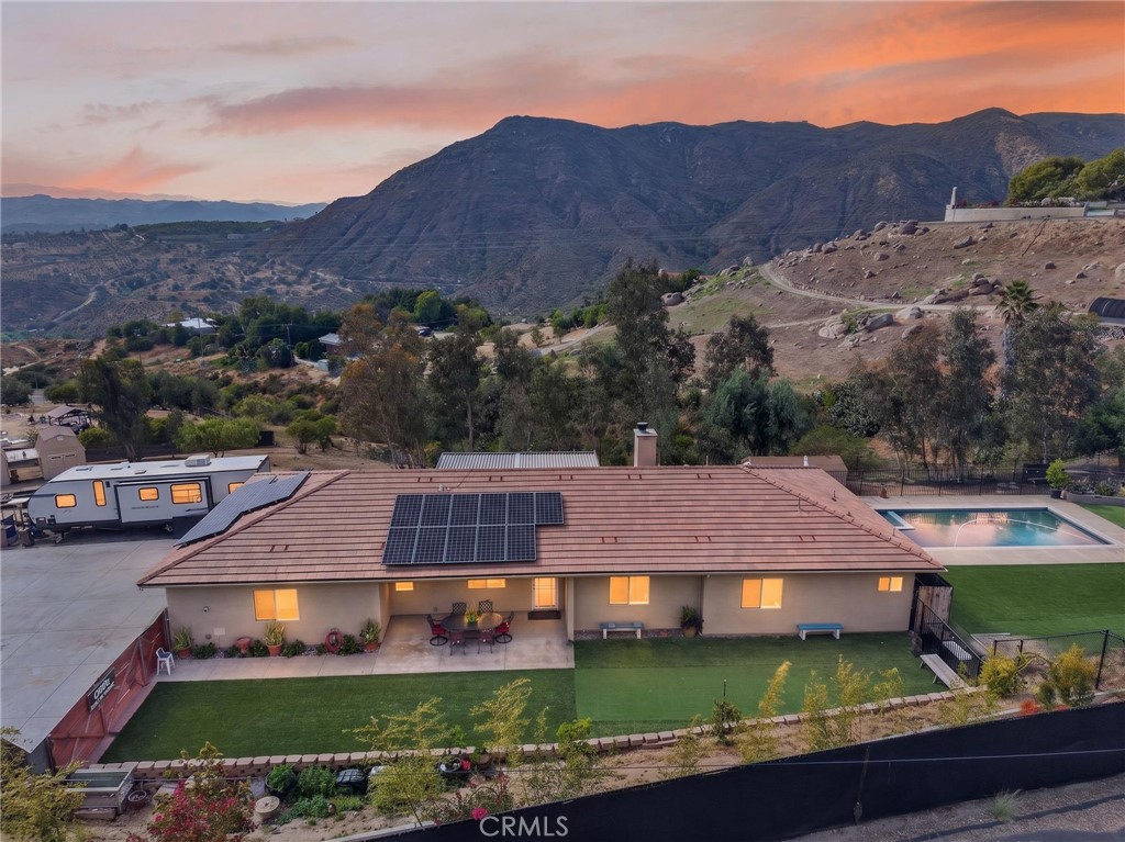 2914 Vista Del Rio Fallbrook, CA 92028 - Photo 3 of 57