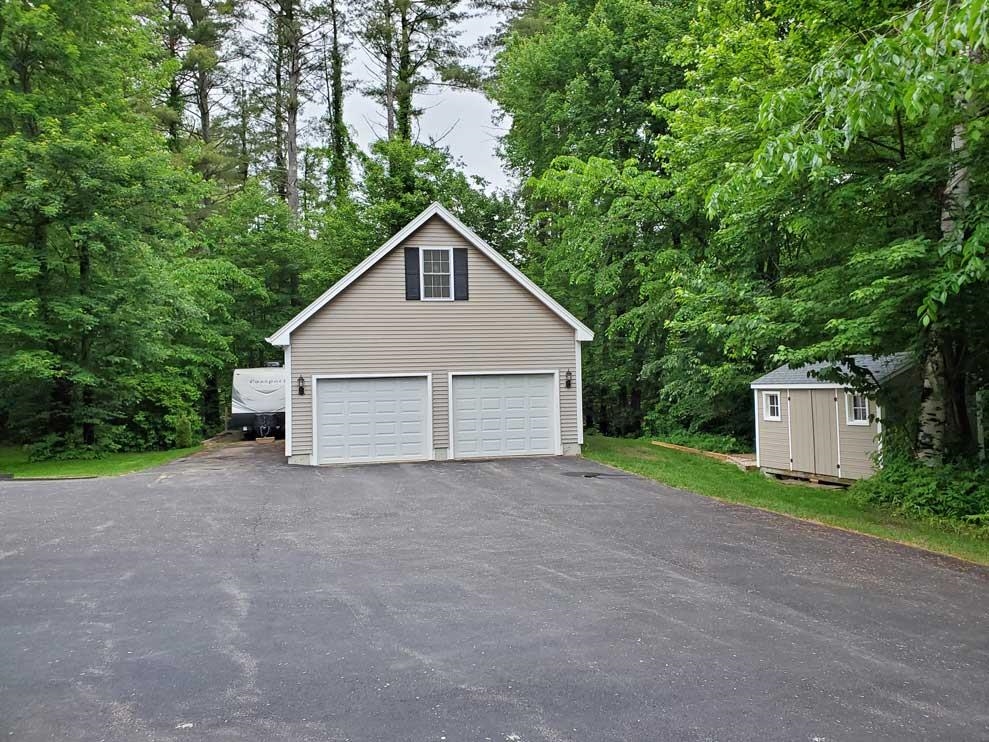 106 Hardy Road Londonderry, NH 03053 - Photo 4 of 24 Gallery Image 4