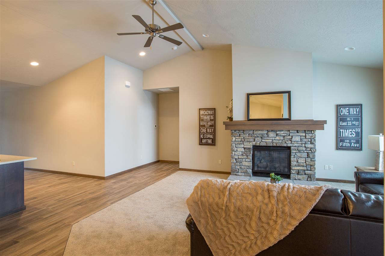 643 West Basalt Ridge Drive Spokane, WA 99224 - Photo 13 of 20 Gallery Image 13