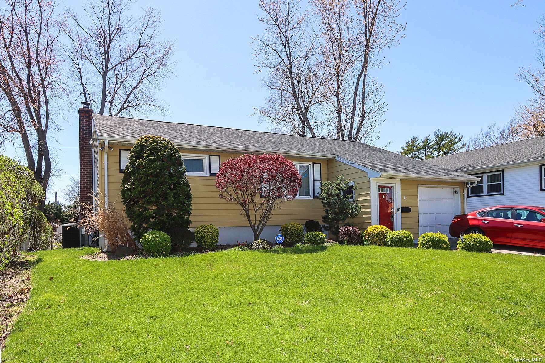 3 Cloverfield Road North Valley Stream, NY 11581 - Photo 1 of 1 a view of a house with backyard