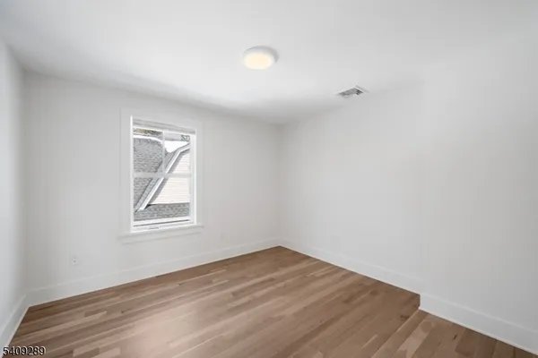 $3,300 | 96 Watchung Avenue, Montclair, NJ 07043