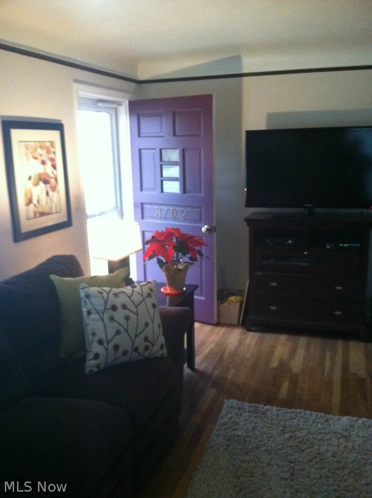 8702 Biddulph Road Brooklyn, OH 44144 - Photo 5 of 9 Gallery Image 5