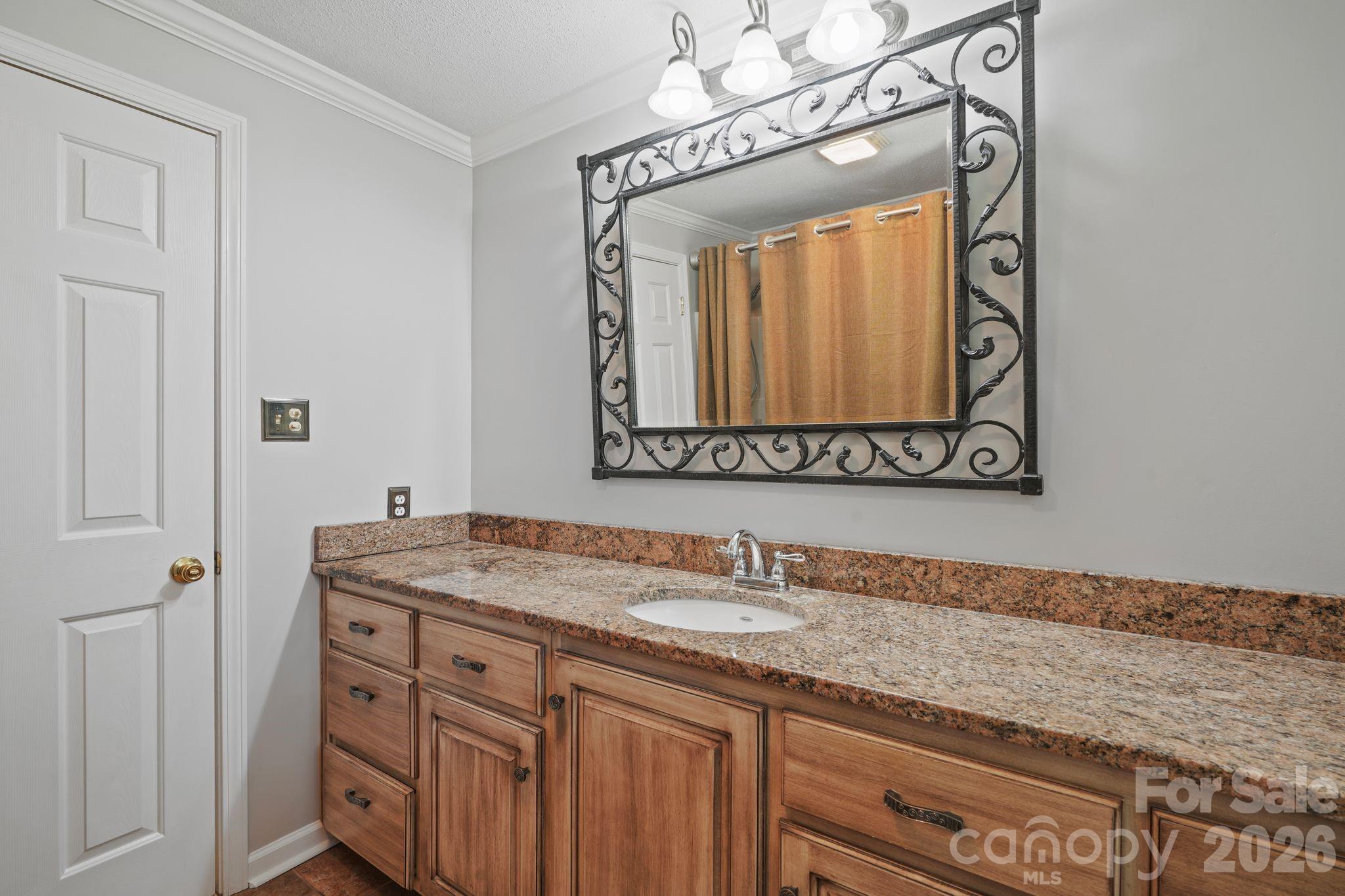3328 Sulphur Springs Road Northeast Hickory, NC 28601 - Photo 18 of 44