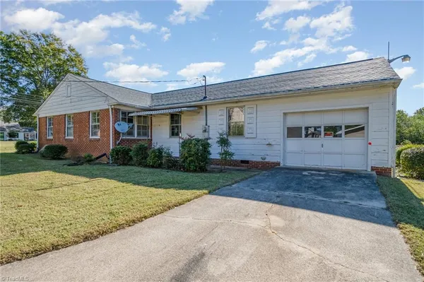 $157,000 | 955 Main Street, Yanceyville, NC 27379