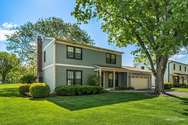 $600,000 | 1651 Casa Solana Drive, Wheaton, IL 60189