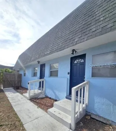 $1,395 | 14125 Palm Street, Unit 5, Madeira Beach, FL 33708