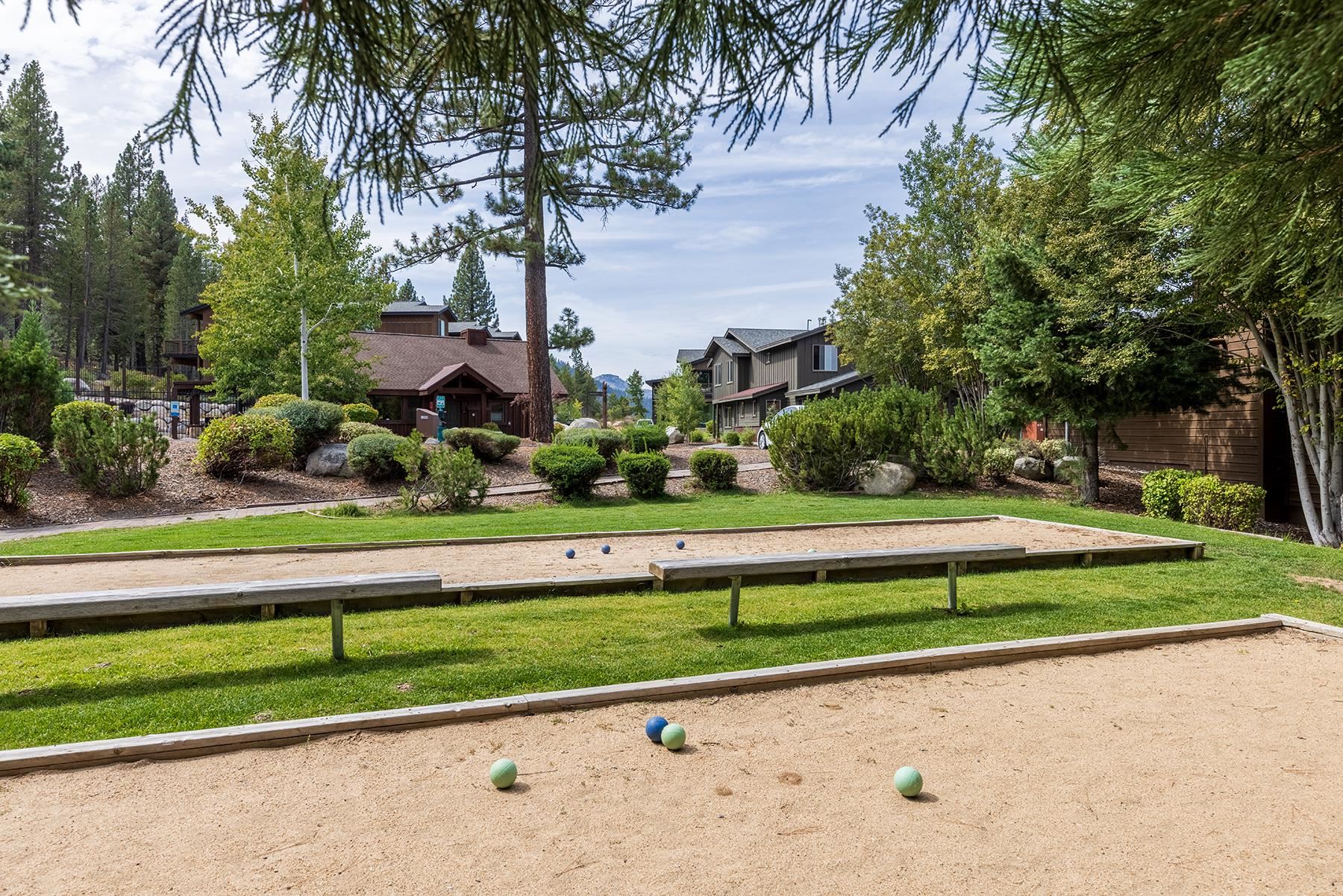 10890 Cinnabar Way, Unit 6 Truckee, CA 96161 - Photo 20 of 25 Located close by.