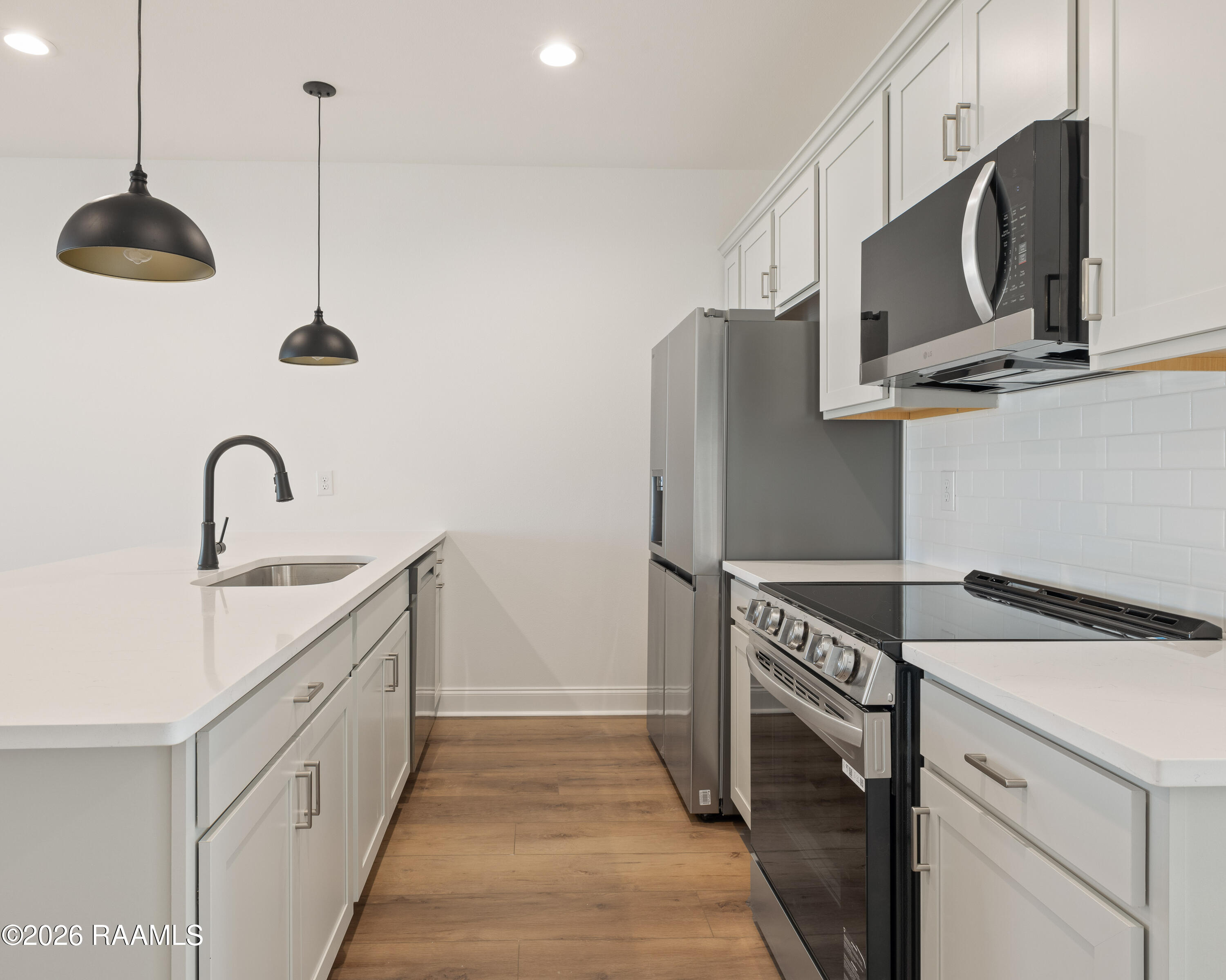 126 Frontier Lane Scott, LA 70583 - Photo 2 of 22 Kitchen