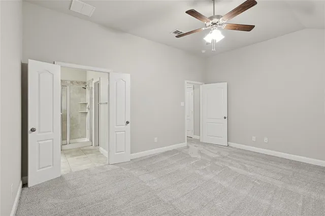 $400,000 | 404 West 3rd Street, Kennedale, TX 76060