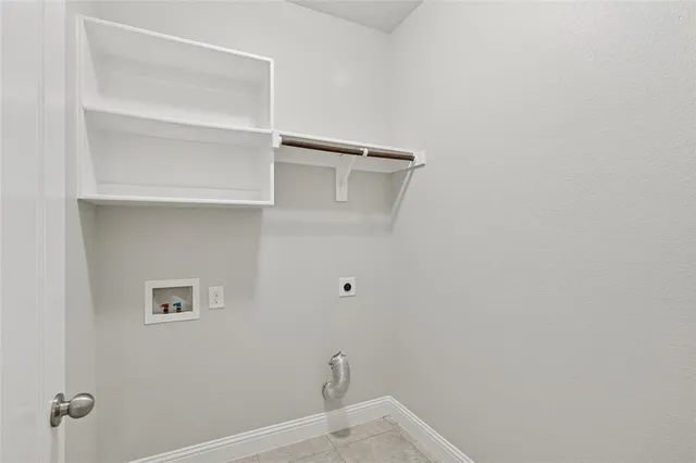 $400,000 | 404 West 3rd Street, Kennedale, TX 76060