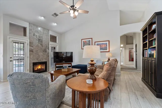 $715,000 | 404 East Mountain Sky Avenue, Phoenix, AZ 85048