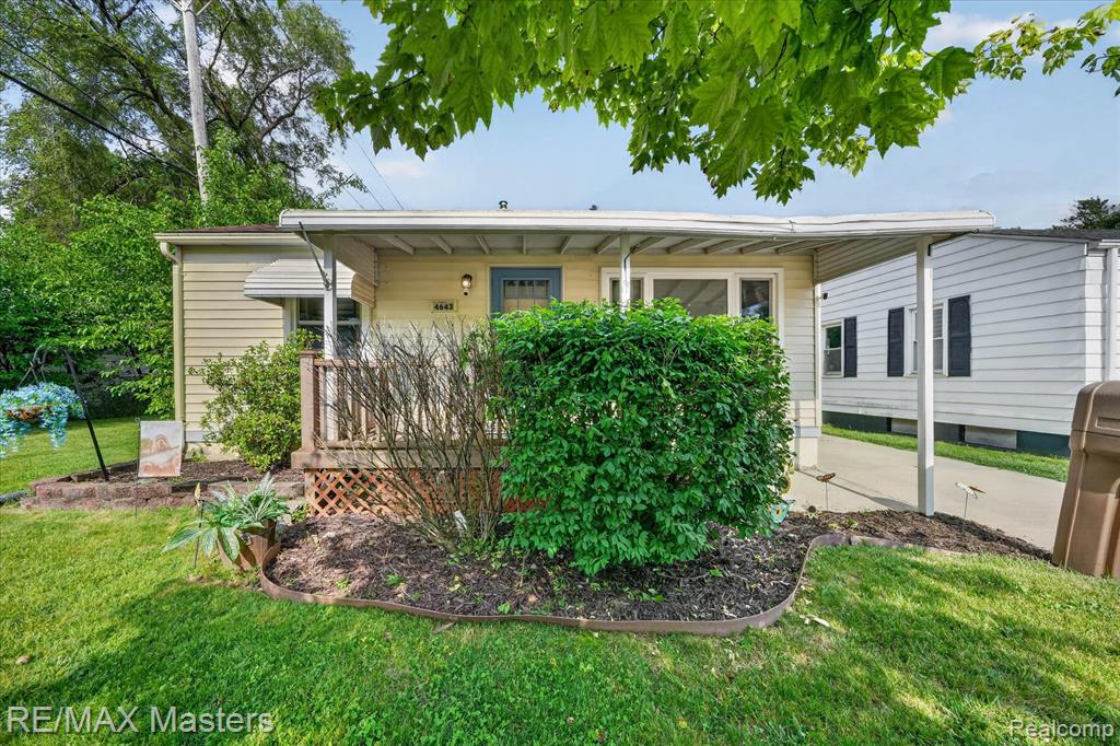 4643 Niagara Street Wayne, MI 48184 - Photo 4 of 34