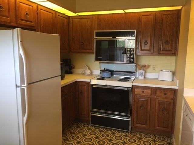 3687 Quail Ridge Boynton Beach, FL 33436 - Photo 7 of 17 KITCHEN