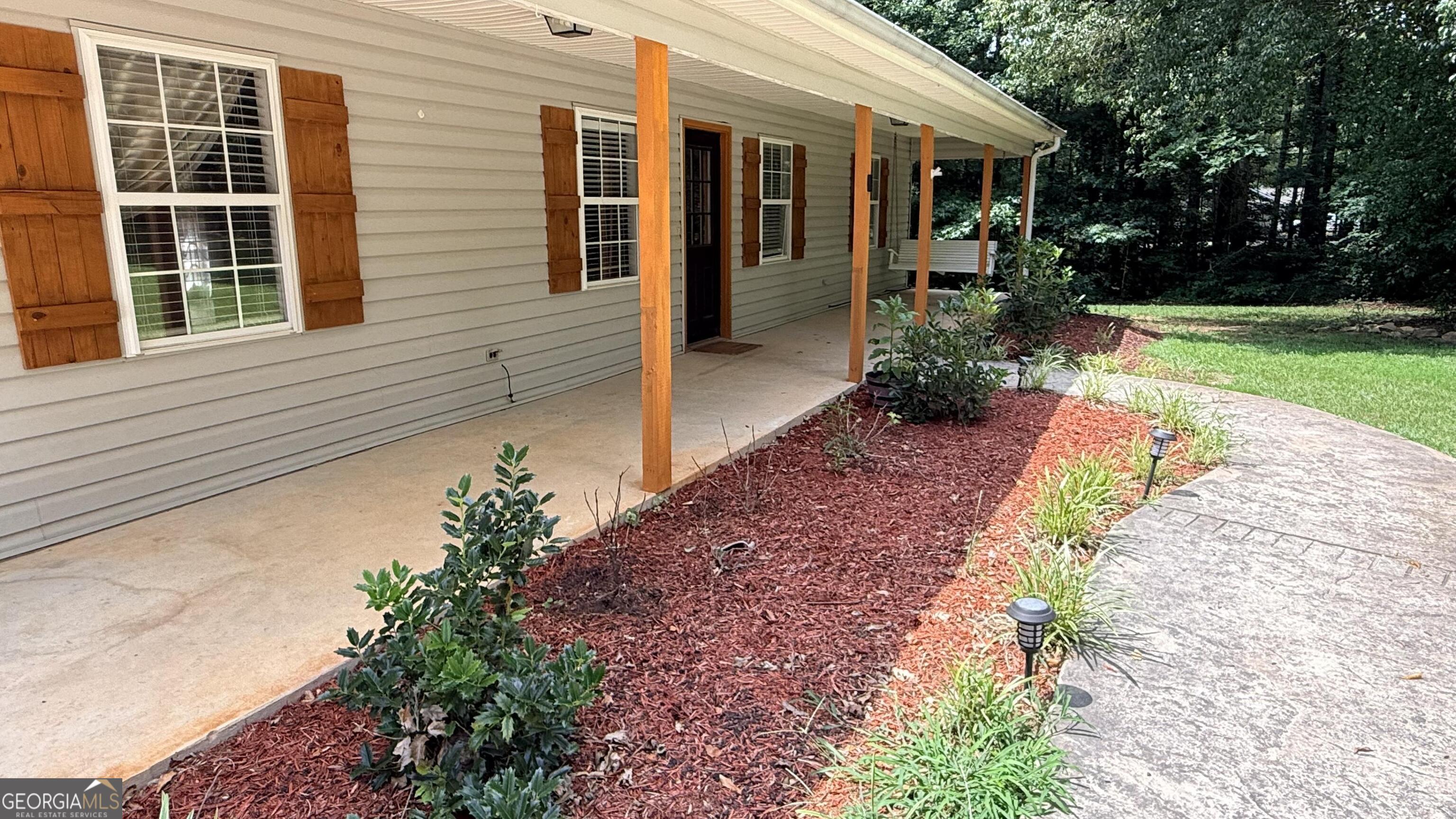 67 Fall Drive Zebulon, GA 30295 - Photo 5 of 35